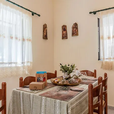 Feriehus Peaceful Refuge In Mani 1