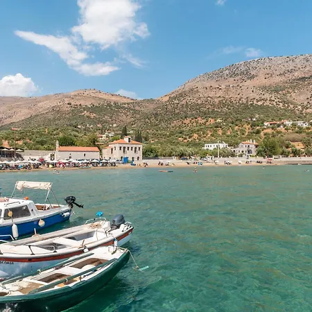 Peaceful Refuge In Mani 1 Feriehus *